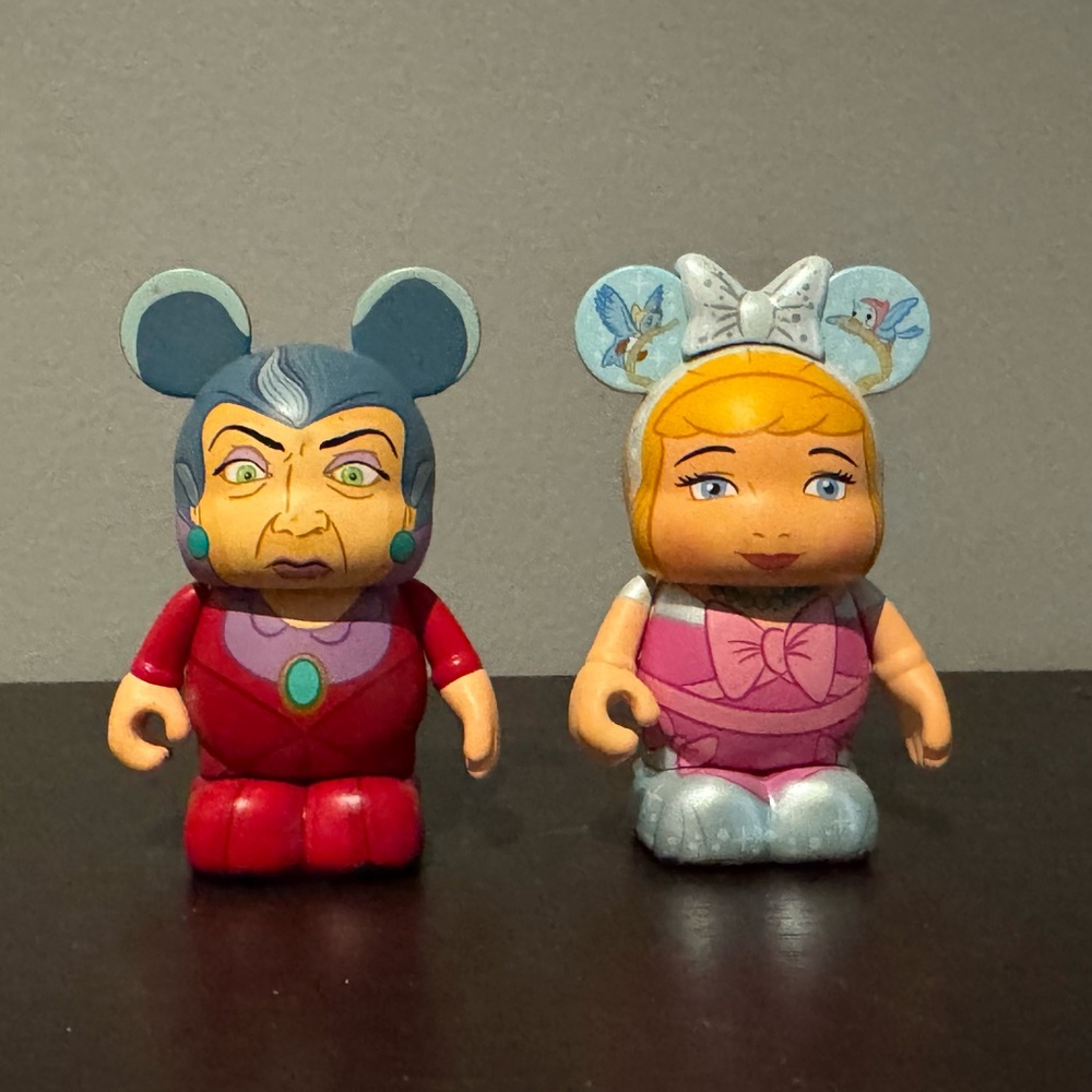 Disney Vinylmation 3” Cinderella Chaser Pink Dress And Evil Stepmother